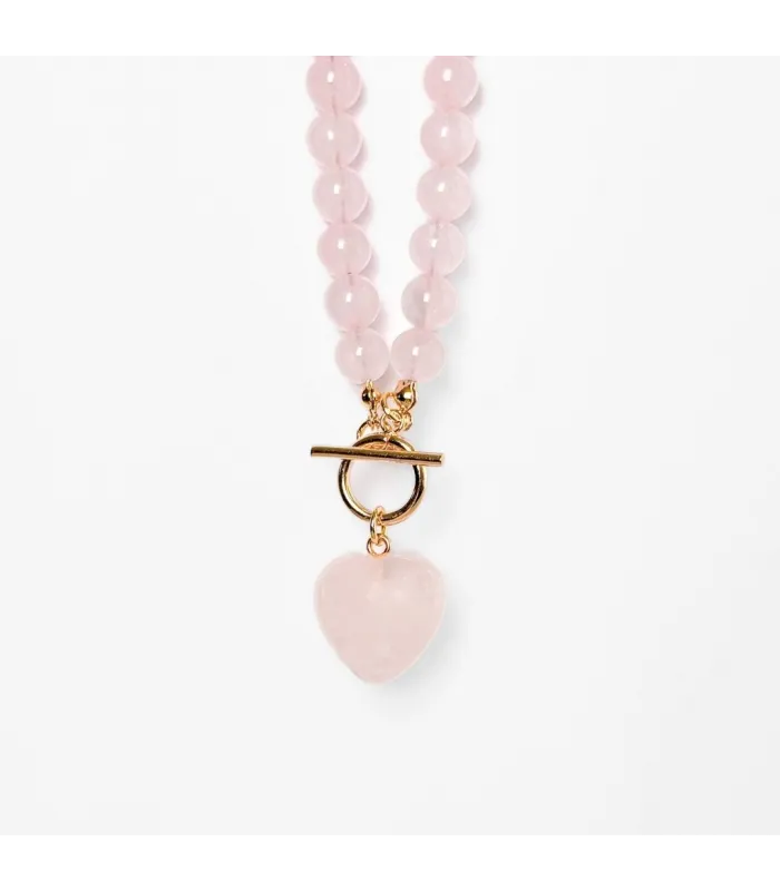 Collar de bolitas de Cuarzo Rosa con dije en forma de corazón